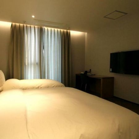 Perfect Hotel Gimhae Exterior foto